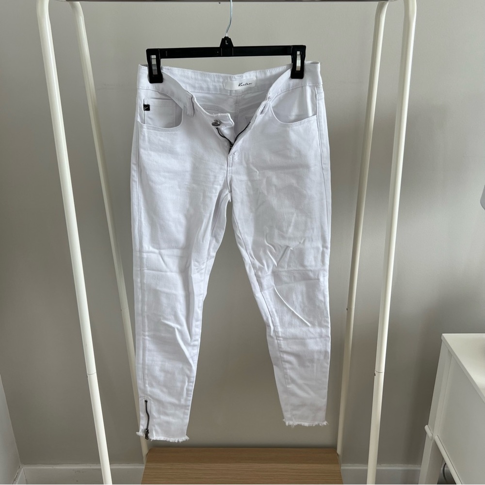 White skinny jeans Size 7